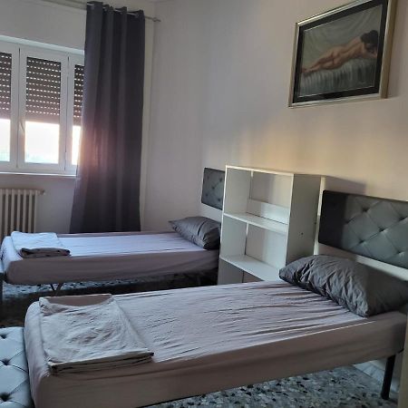 Hotel Vittoria Alata Bari Esterno foto