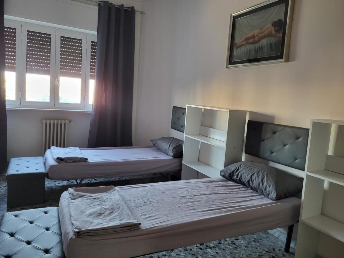 Hotel Vittoria Alata Bari Esterno foto